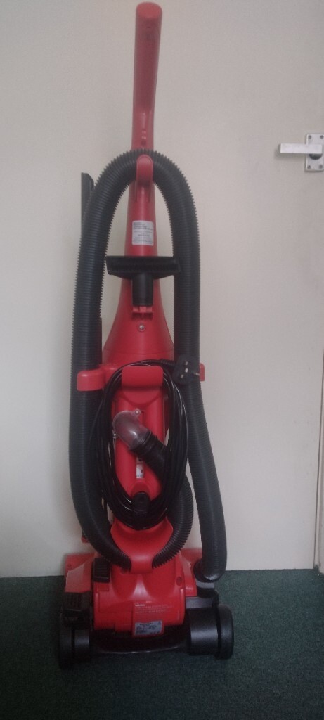 Zanussi Bagless Upright Vacuum Cleaner 